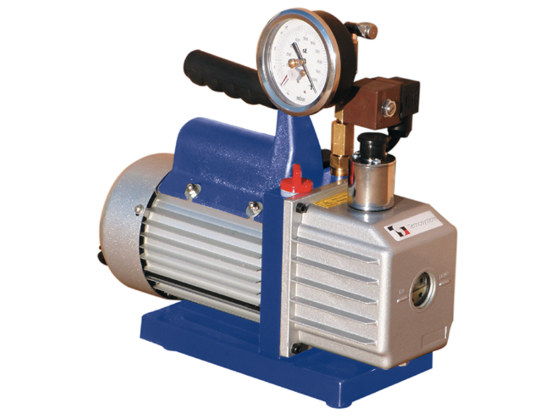 Two-stage vacuum pump 70 l / min, 25 micron